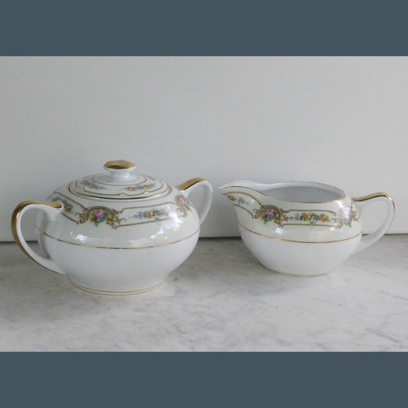 Black Knight Porcelain Cream and Sugar Set - Picture 1 of 9